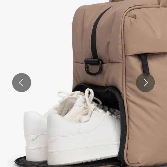 Calpak - Luka Duffel in Chocolate - Picture 5 of 9